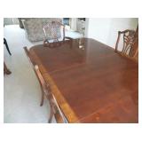 HENREDON TABLE AND 6 CHAIRS