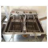 WELLS DOUBLE ELECTRIC FRYER