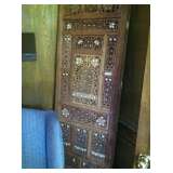 Wood screen room divider