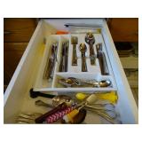 Complete contents of drawer (Reed & Barton 18/10 Stainless)