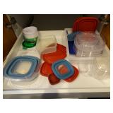  Complete contents of cabinet (Rubbermaid)