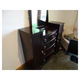 Bassett 4 Drawer Dresser w/ 2 side doors. Measures: 56" W x 19" D x 49" T ** WARNING LARGE ITEM! BRI