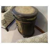 PGA Tour by Hooker Furniture Accent Table. Measures: 27" W x 19" D x 27" T