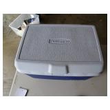 Rubbermaid Cooler