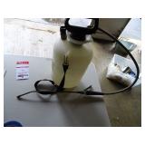 NO PUMPING PRO PLUS 2 Gallon Sprayer Model #2602 (In Working Condition)