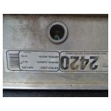 Werner Taskmaster Decorator Plank / Scaffold, Model #2420, 500 LBS, 20 Ft, 14"