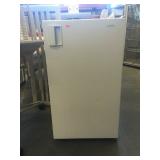 Sanyo Mini Refrigerator