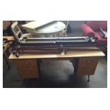 Blonde table, metal bed frame