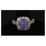 Many pieces of precious stone jewelry 