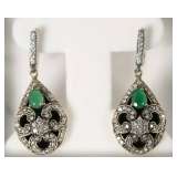 pair of earings 