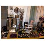 DON'T MISS---TONS OF JEWELRY, DESIGNER HANDBAGS, SHOES, CLOTHING, STAMPS, COINS, COLLECTIBLES & MORE