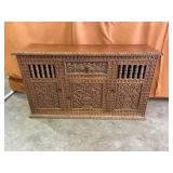 HIGH END FURNITURE ONLINE AUCTION. EVERYTHING STARTS AT $1.00