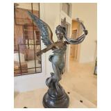 HIGH END AUCTION OF STATUES AND DECOR. EVERYTHING STARTS AT $2.00