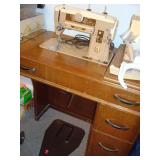 Singer quilter