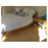 Pompanoosuc Mills King Storage Bed Frame