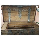 1620 Louisbourg chest 