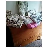 Vintage and Antique Linens