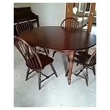 Nichols and Stone Dining Room Table and 4 Chairs
