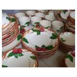 Apple Dish Set