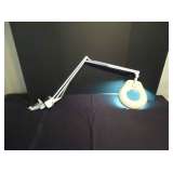 Magnifying Portable Lamp