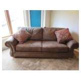 Broyhill Pull-Out Couch