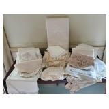 Vintage & Antique Linens