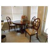 Kitchen Table 4 Chairs