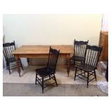 Vintage Rustic Dining Table And 4 Chairs