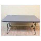 HoneycombTopConstructionFoldingTable