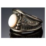 Vintage Navajo MOP Sterling Silver Ring SZ 9.5 Native American Jewelry