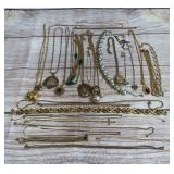 Large Lot of 30 Vintage Style Costume Necklaces - Chains, Pendants, Chokers