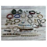 Vintage Costume Jewelry Bracelet Lot 30pc Reseller Craft Grab Bag