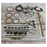 Lot of 30 Vintage & Modern Costume Bracelets Bangles Cuffs Chains 1lb