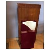 Leaves and Pads to Dining Table