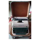 Remington Quite-Rite Typewriter