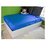 Full Size White Platform Bed w Storage Drawers