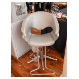 Salon Chair