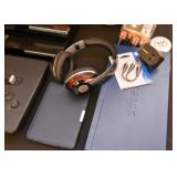 Headphones, Computer Hardware