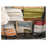 Bath & Bed Linens