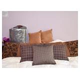Throw Pillows & Bed Linens