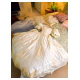 Stunning Vintage Wedding Dress & Veil