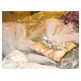 Stunning Vintage Wedding Dress & Veil