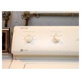 Maytag Washer / Washing Machine