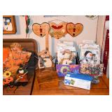 Christmas Decor / Decorations, Halloween