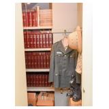 Military Uniform, Vintage Books & Magazines