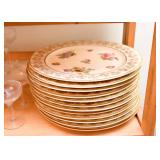 Fine China Dinner Plates (Germany)