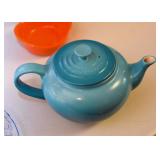 BUY IT NOW! Lot #151, Le Creuset Teapot (Small), $20