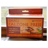 Small Calzone Press
