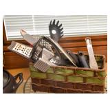 Kitchen Utensils / Gadgets