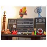 Aiwa Bookshelf Stereo System with Speakers